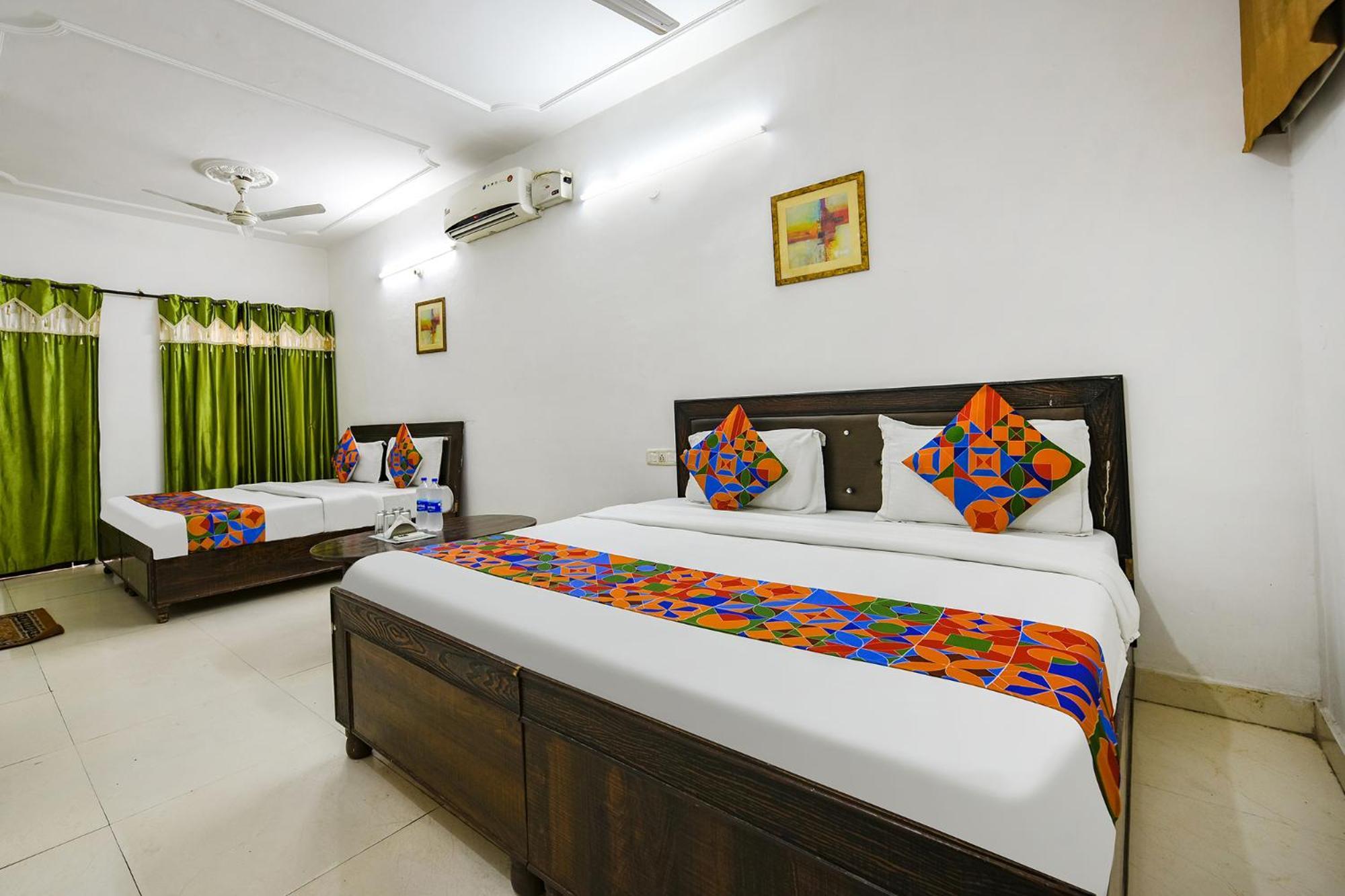 Hotel Diamond Ring Chandīgarh Exterior foto
