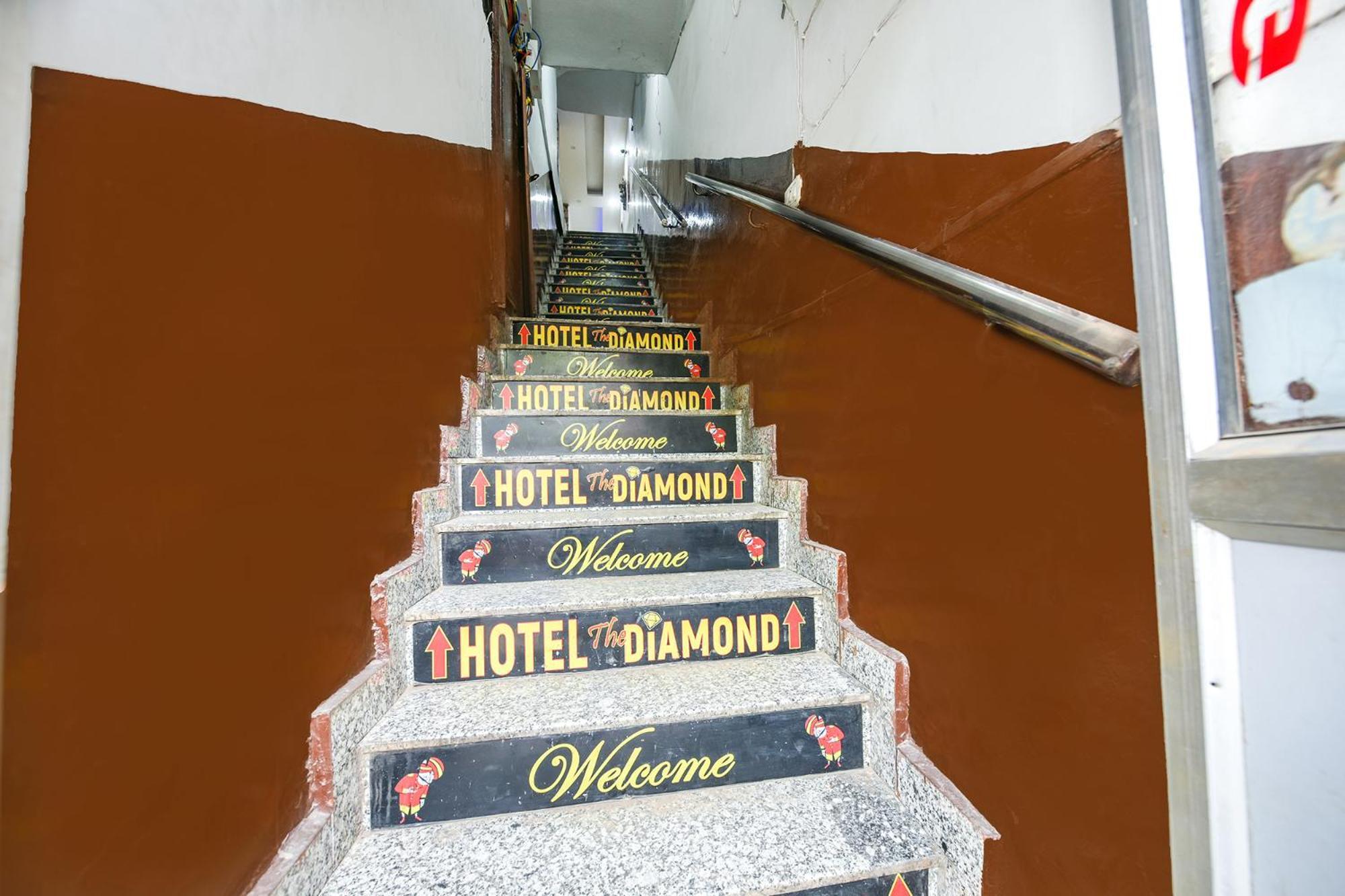 Hotel Diamond Ring Chandīgarh Exterior foto